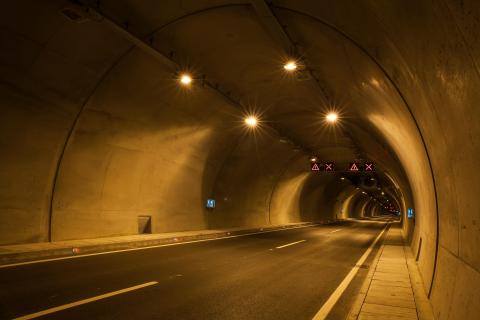 Fire protection in America's longest road tunnel